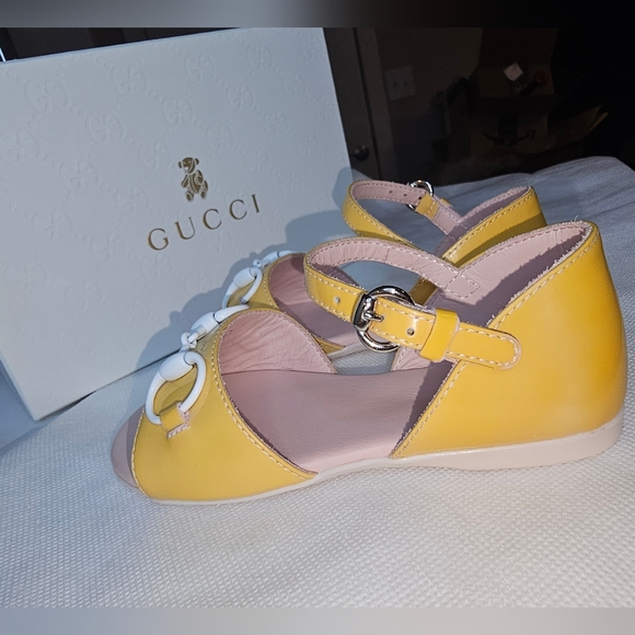 New GUCCI Girl's Horsebit Sandals! - Picture 11 of 16
